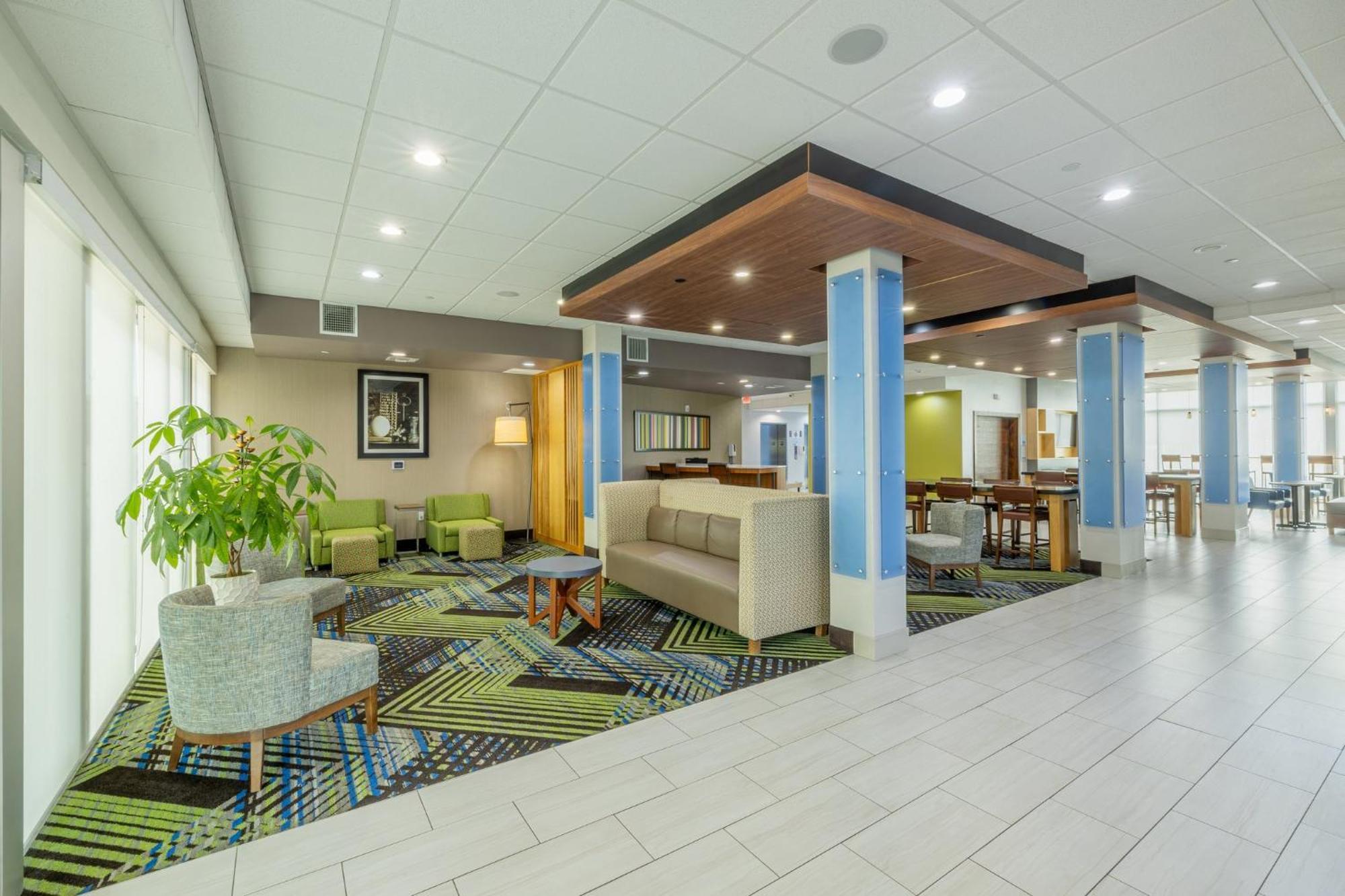 Holiday Inn Express & Suites - Lindale By Ihg المظهر الخارجي الصورة