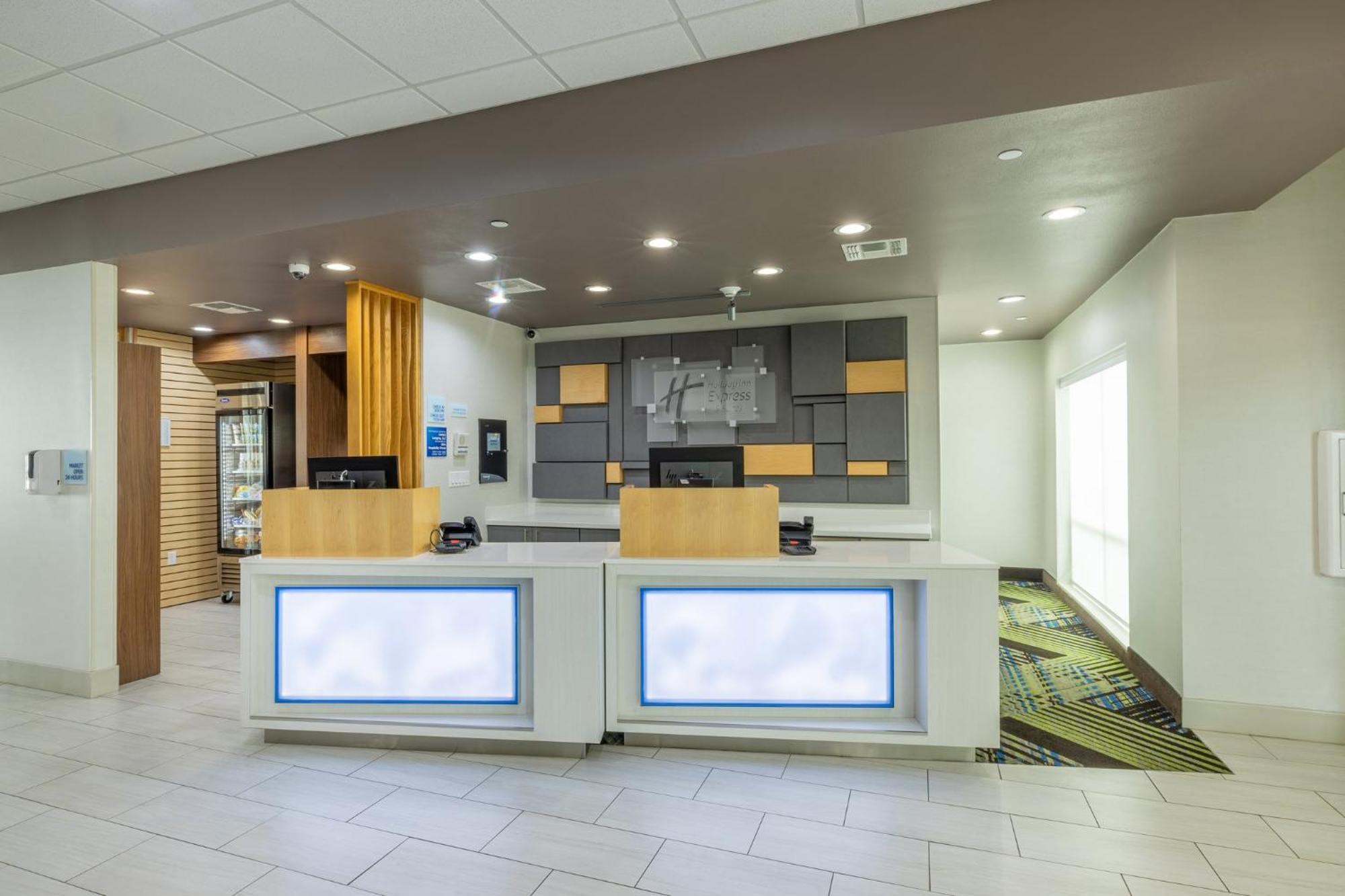 Holiday Inn Express & Suites - Lindale By Ihg المظهر الخارجي الصورة