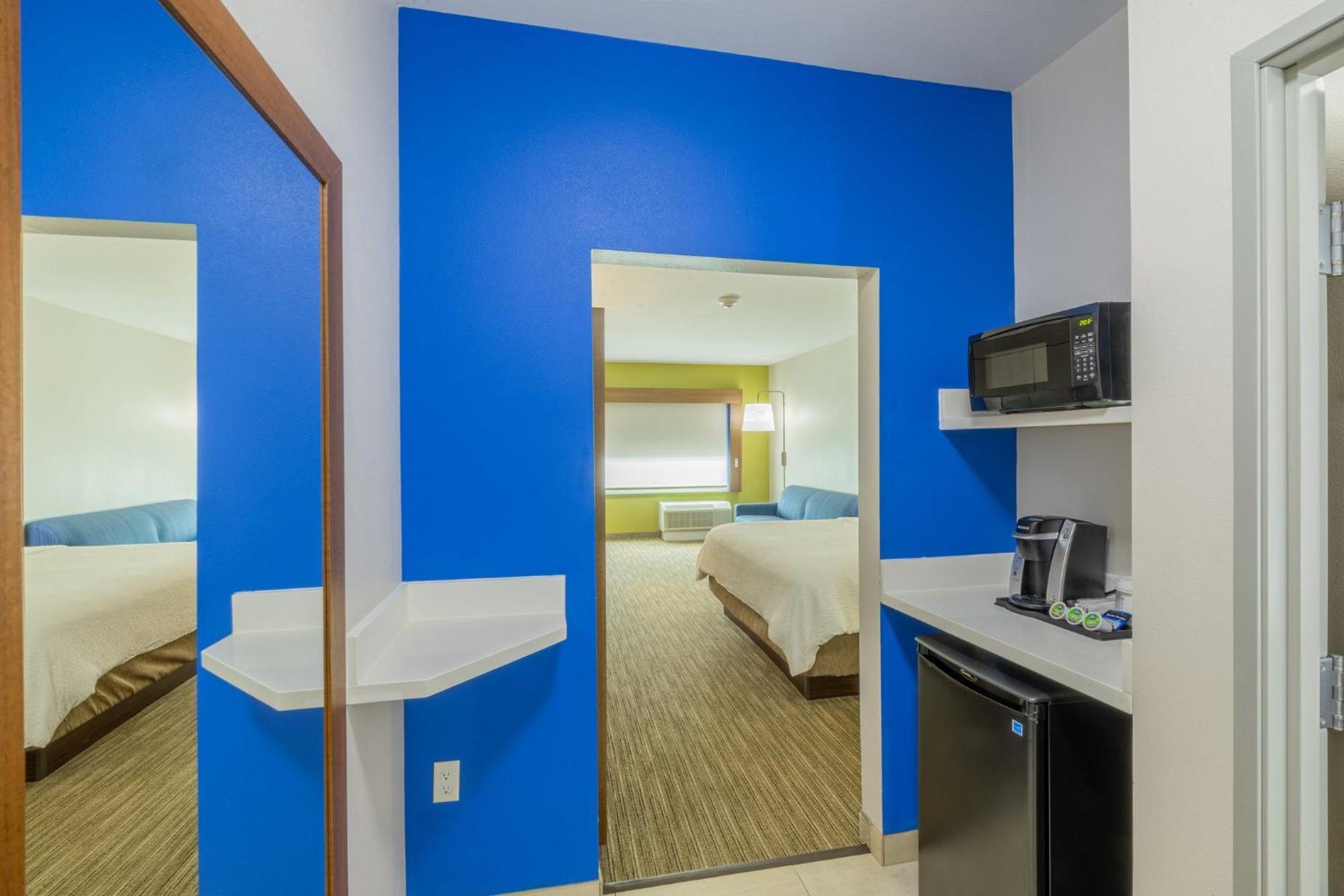Holiday Inn Express & Suites - Lindale By Ihg المظهر الخارجي الصورة