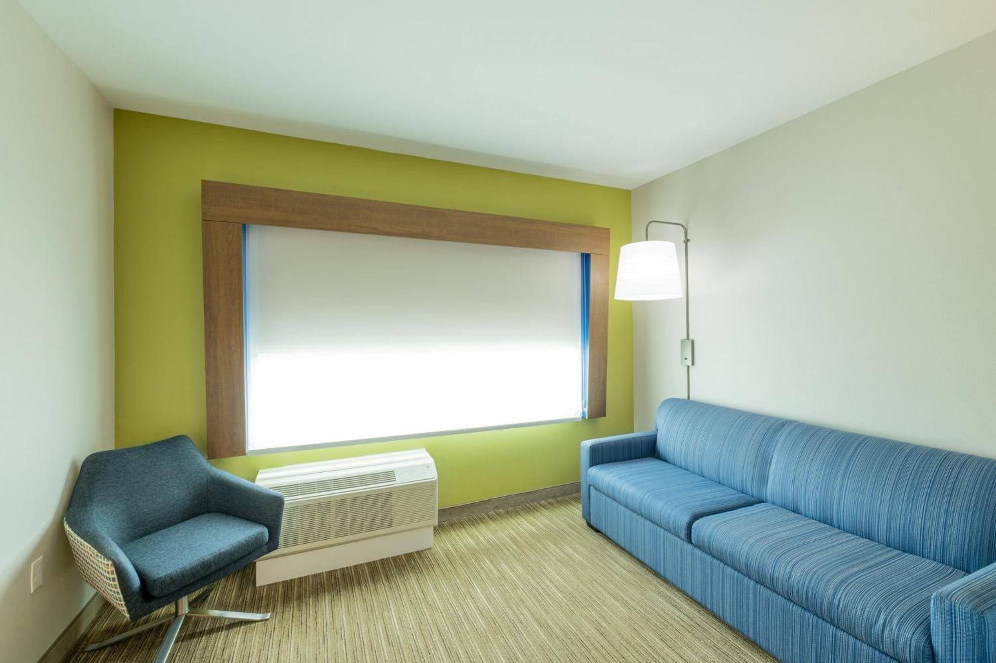 Holiday Inn Express & Suites - Lindale By Ihg المظهر الخارجي الصورة